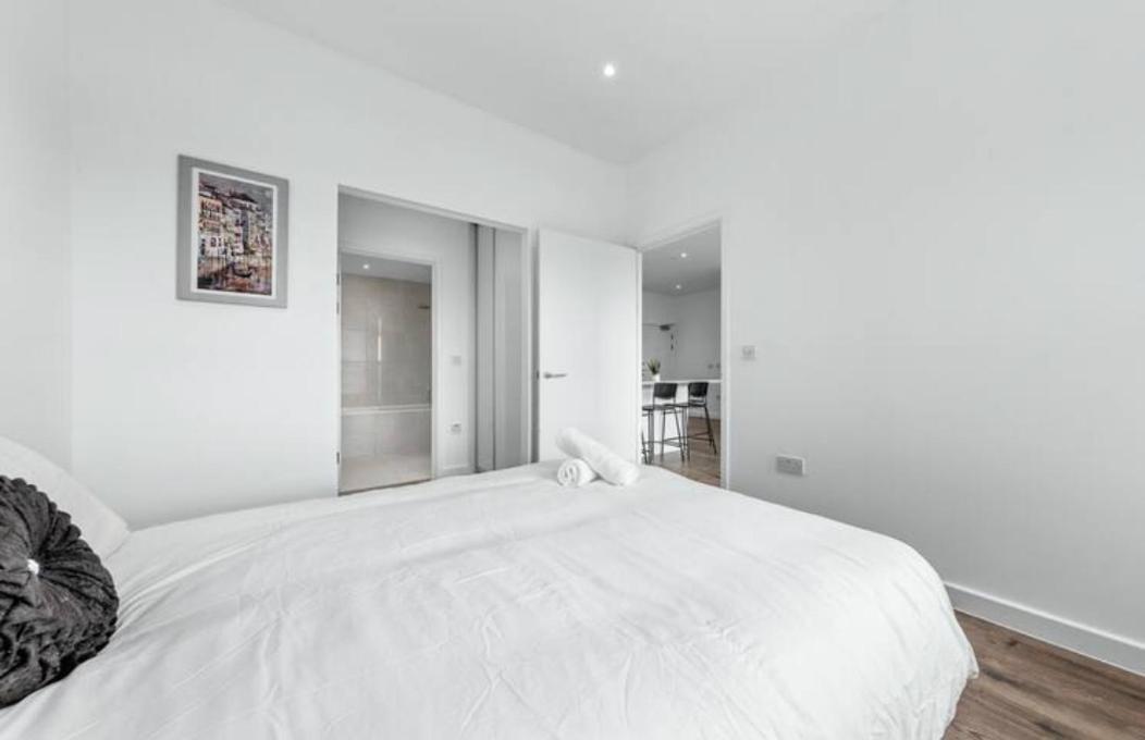 Airy 2Br Flat Delta London Dp332 Daire Croydon Dış mekan fotoğraf