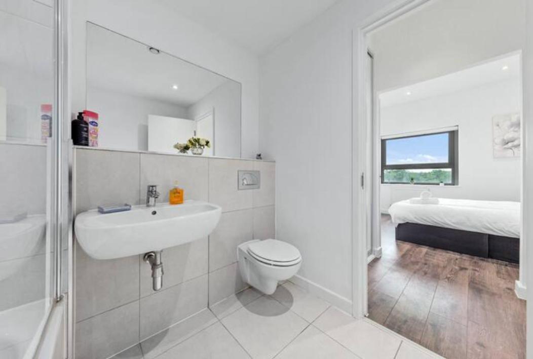 Airy 2Br Flat Delta London Dp332 Daire Croydon Dış mekan fotoğraf